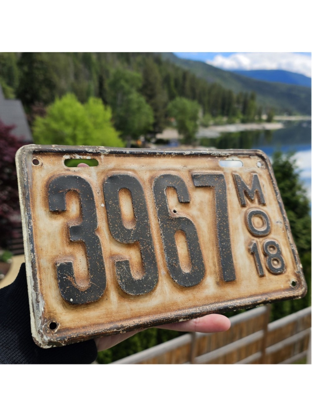 1918 Missouri License Plate MO 18 #3967 Vintage Antique Metal Auto Plate...